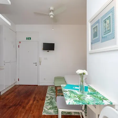 Beguest Secret Courtyard Daire Lisboa